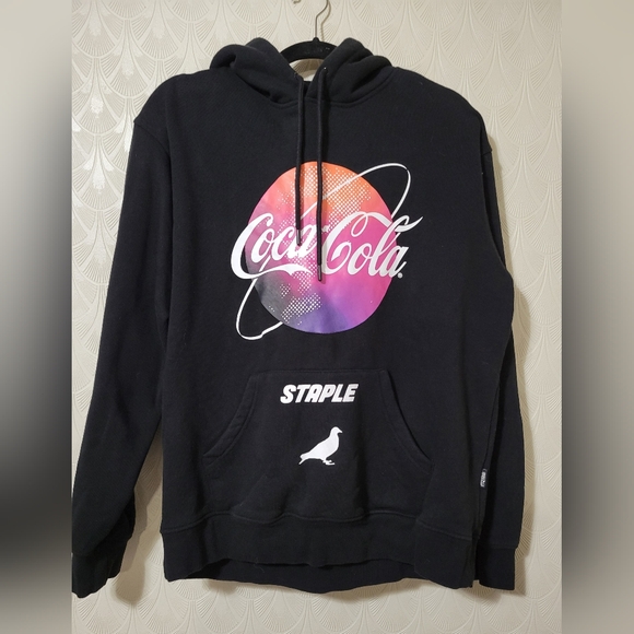 Coca-Cola Creations X Staple Pigeon Unisex Fleece Hoodie size Large Black - Picture 1 of 7